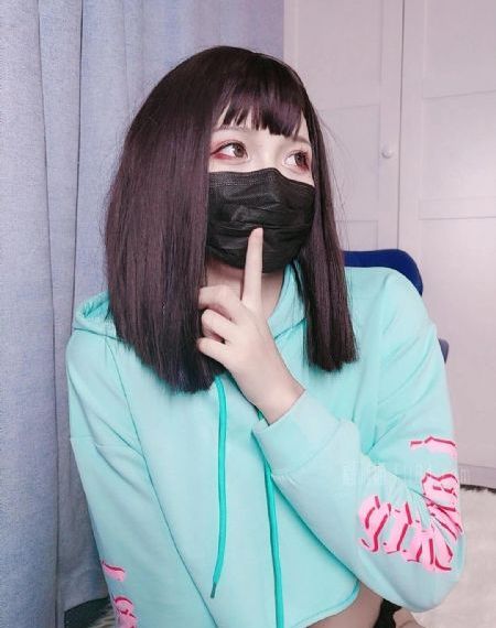 揉捏她的奶头猛地挺进她老师_剧情片在线观看电视