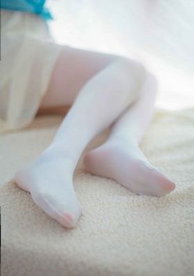 在线观看视频一区二区三区四区_超清版蓝光版中文字幕包