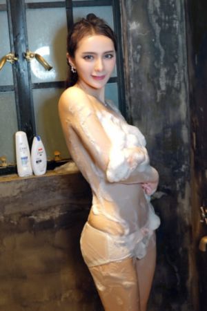 aV精品久久天干久久久逑摩_4K电影全集观看