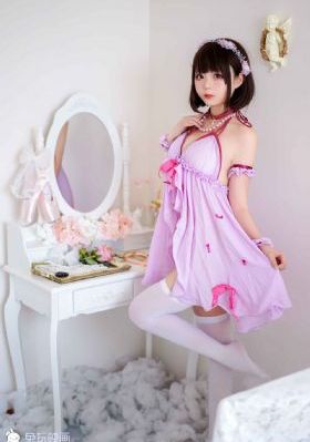 亚洲精久久_剧情片完整版观看